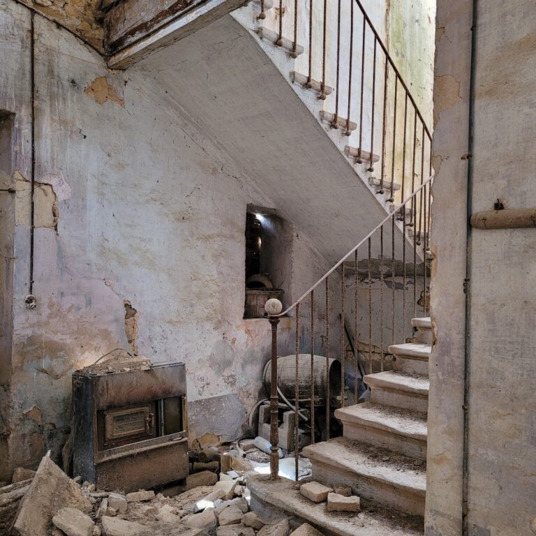 BAN ESCALIER 2