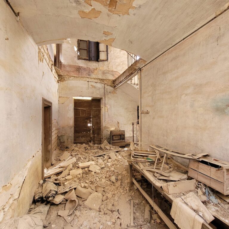 BAN ESCALIER 3